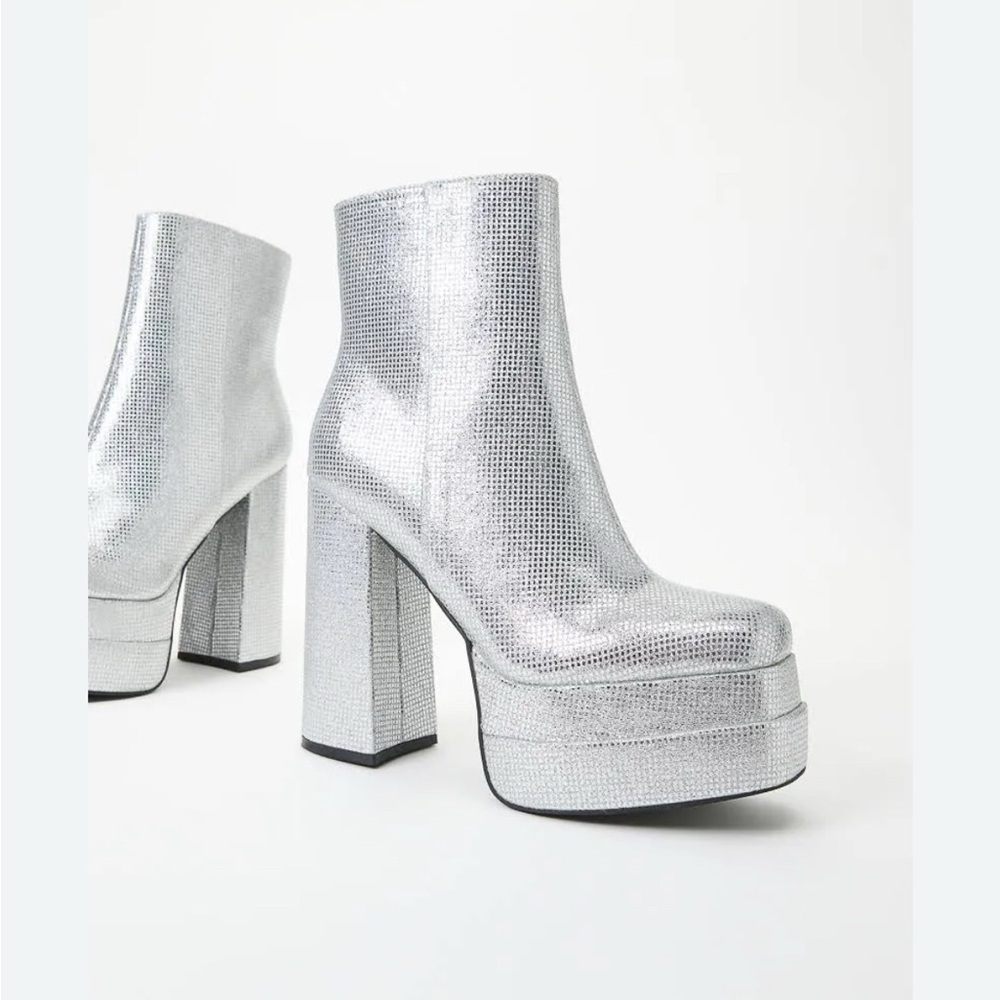 SHOE DAZZLE Silver Platform Ankle Chunky Heel Boots Rhinestone Shoes Size 6.5 - Picture 4 of 12